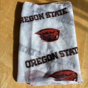 Oregon State Beavers Logo Infinity Scarf